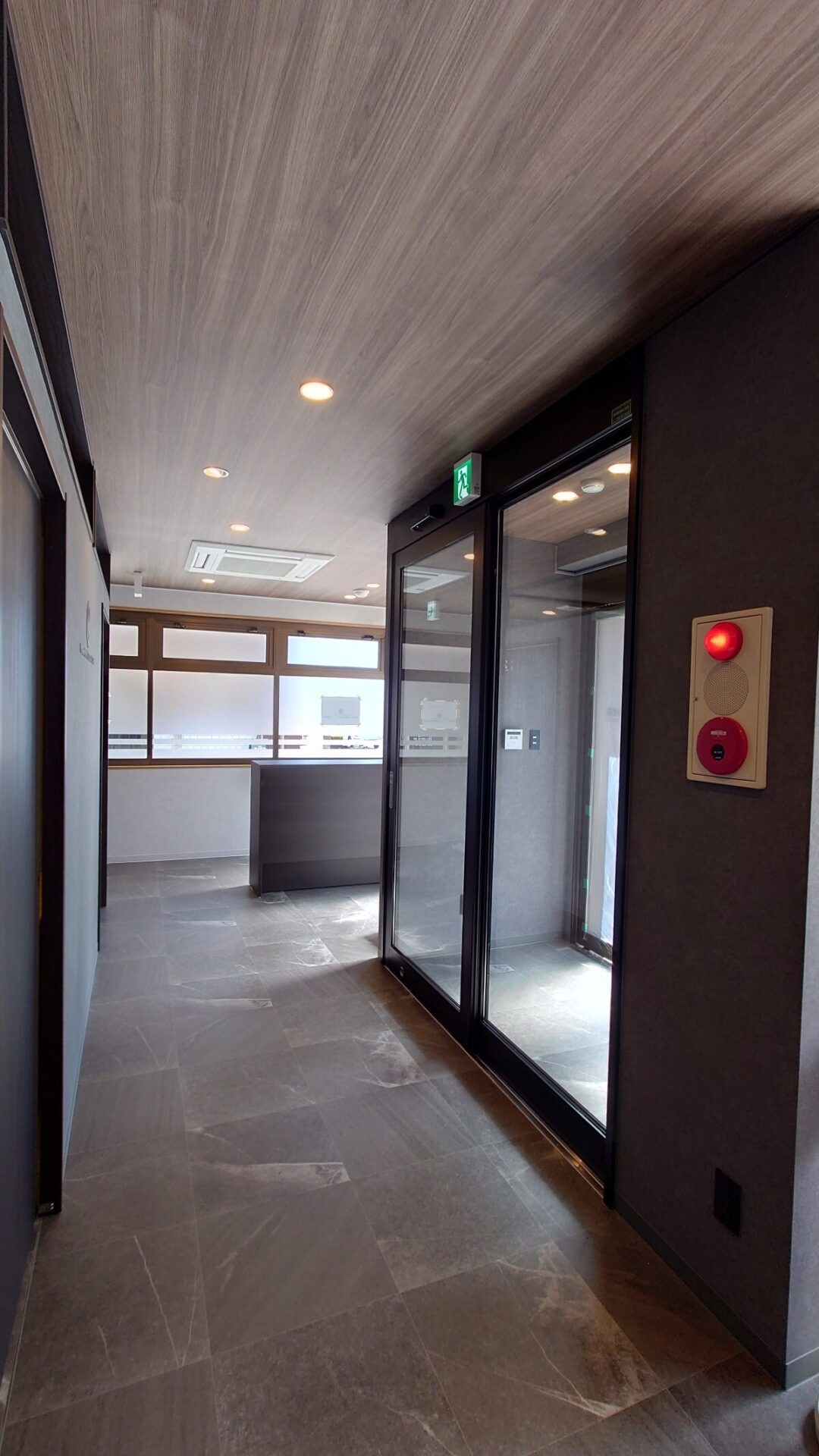 北九州市：店舗改装で高級感ある男性専用医療脱毛施設の完成